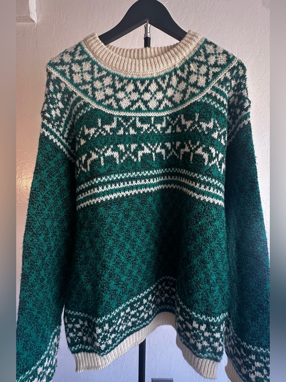 Vintage United Colors Of Benetton Green and Cream Nordic Crewneck Sweater